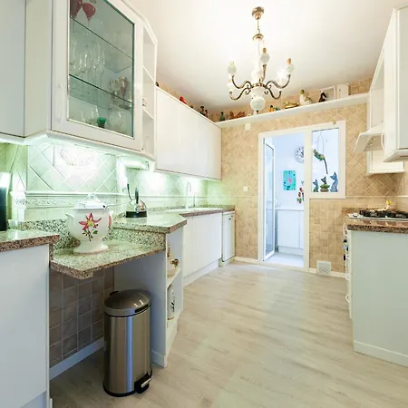 Apartment Beautiful With View Marbella