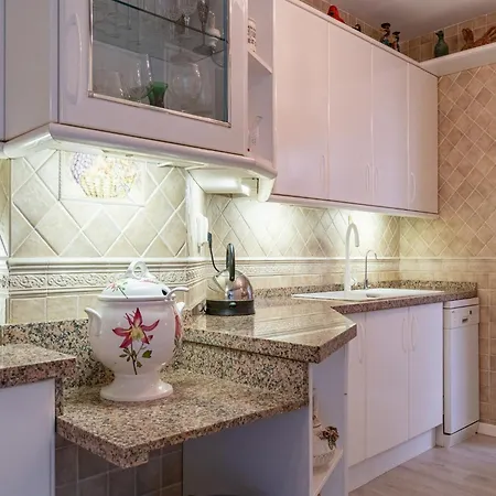 Apartment Beautiful With View Marbella