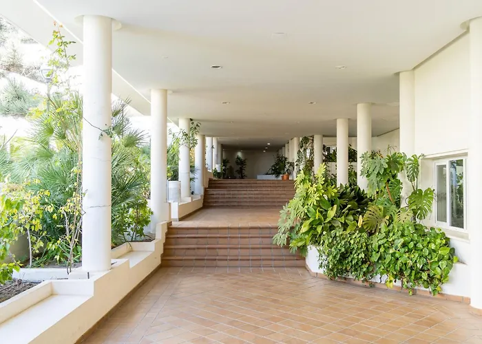 In San Pedro Near Beaches Apartament